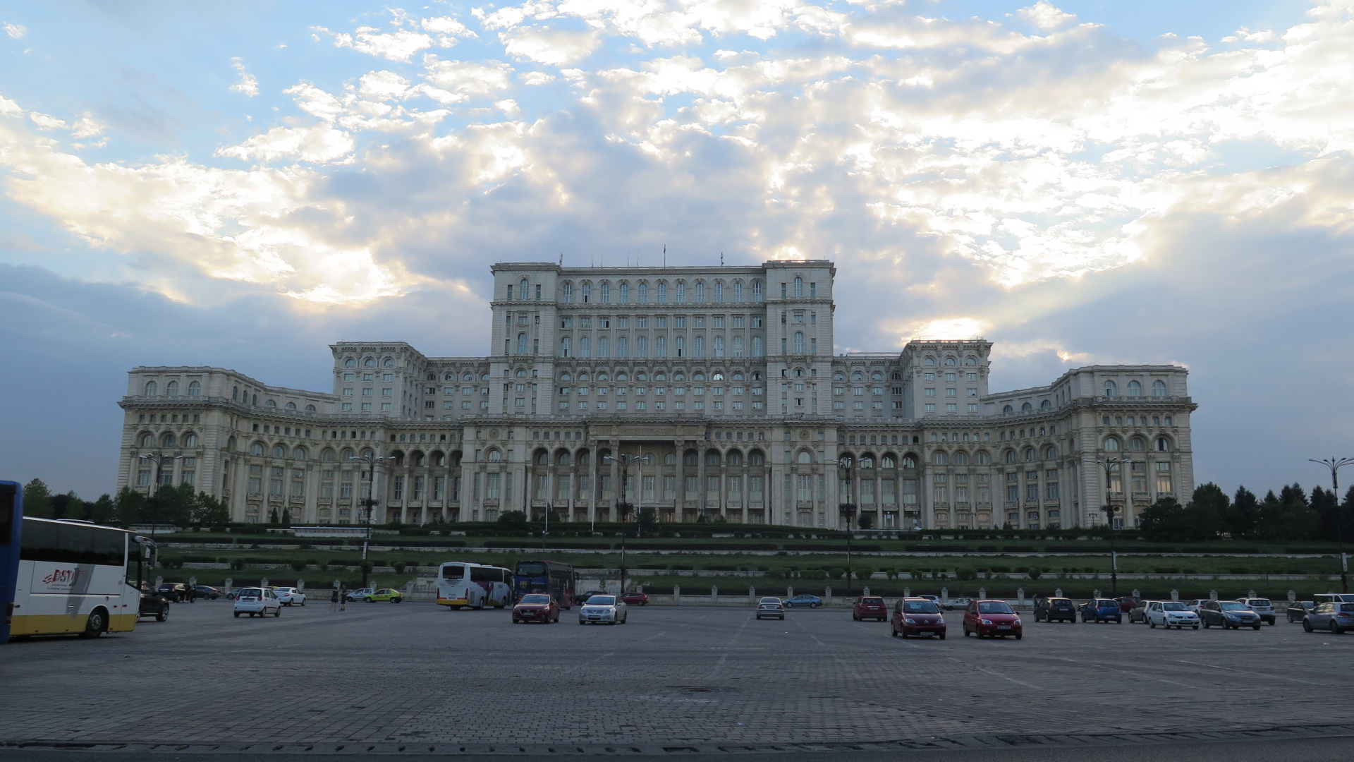 שבועים ברומניה - קצה לקצה